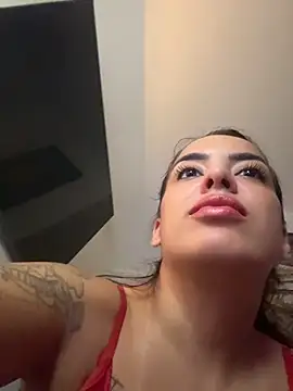 Živý XXX chat INTENSAeFATAL
