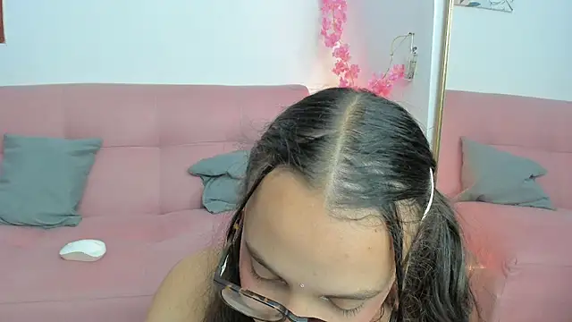Chat +18 de Danesacronin ao vivo