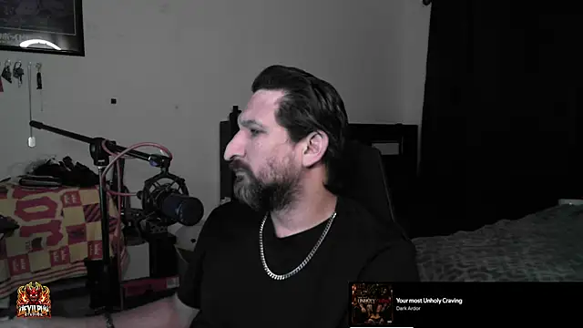 Chat +18 de DevilPup75_ ao vivo