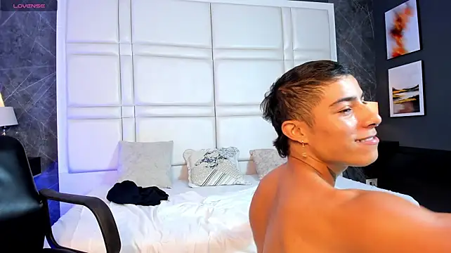 แชท XXX สดของ Joshuadiorr