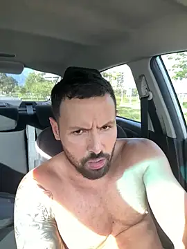 XXX chat uživo modela Valentinog