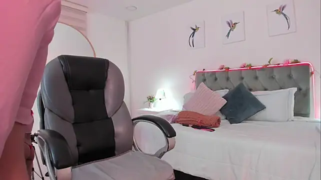 Cat__Moon__ Chat XXX in diretta