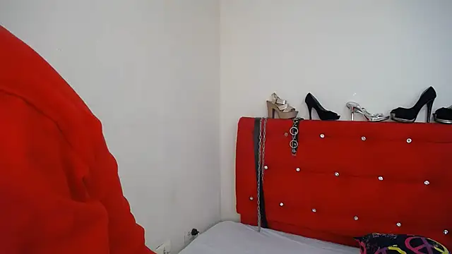 Živý XXX chat yummyass25