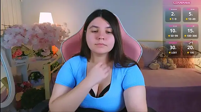 Czat XXX na żywo – Viola__Shy