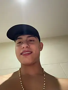 Lander_Cruz 现场XXX聊天