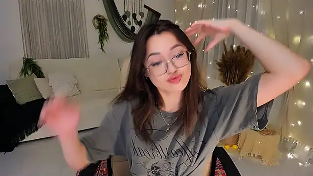 Živý XXX chat SereneFlame