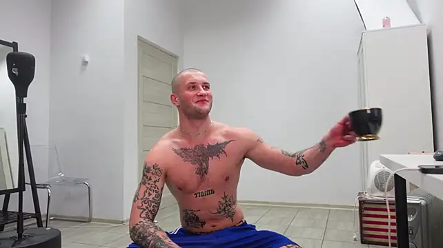 Онлайн чат XXX Igor_Wilde