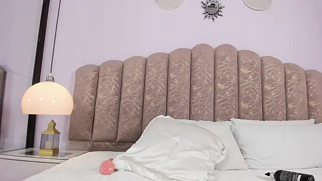 Channel_sofia – Naživo XXX chat
