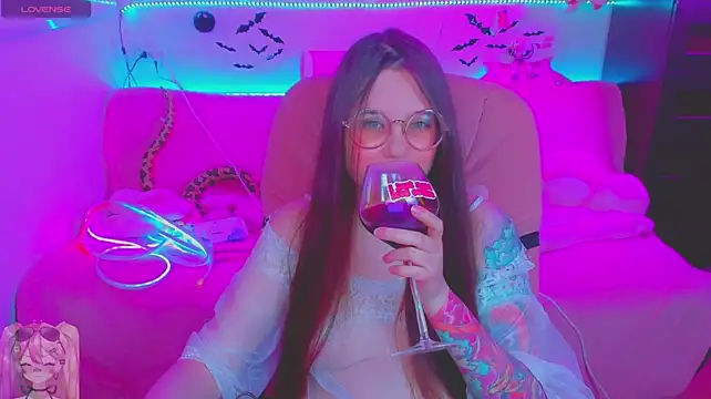 KitsunePrincess live XXX chat