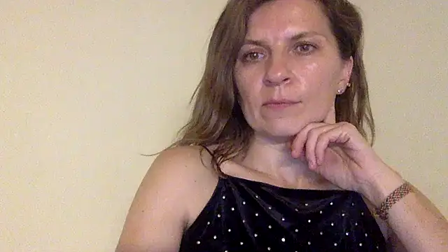 Zirelliny 라이브 XXX 채팅