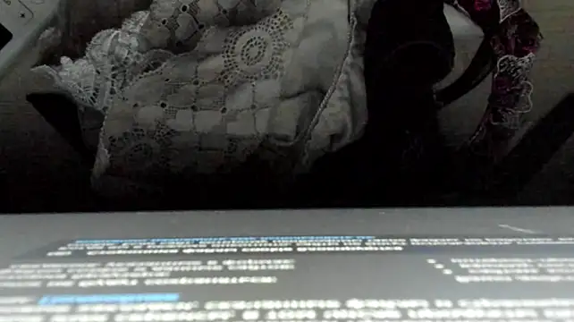 XXX chat uživo modela ailey_chao