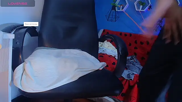 Ehkay_ Live XXX-chat