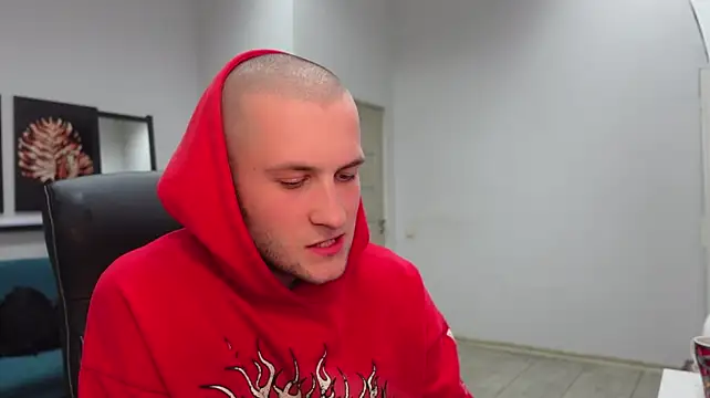 Igor_Wilde élő XXX-chatje