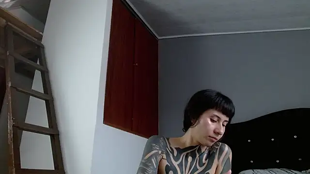 Živý XXX chat Emilia_1995