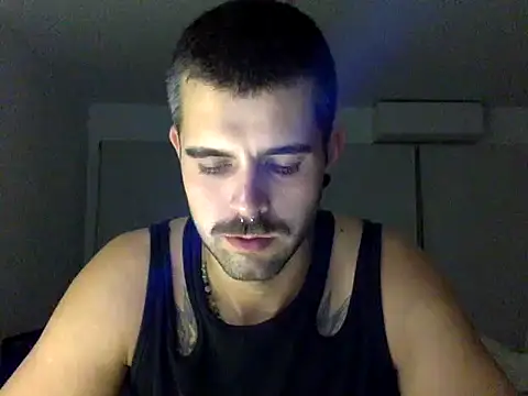 Benistripp – Naživo XXX chat