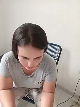Chat +18 de Tamara-gil69 ao vivo
