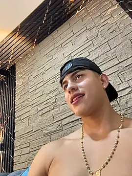 Lander_Cruz Chat XXX live