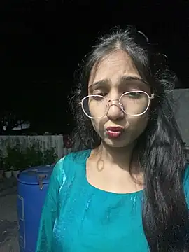 neetuuuuu11's Live XXX Chat