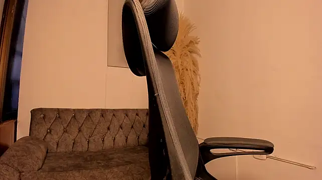 AleNoah_ Chat XXX in diretta