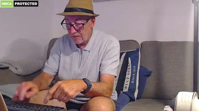 XXX chat uživo modela bluedae1