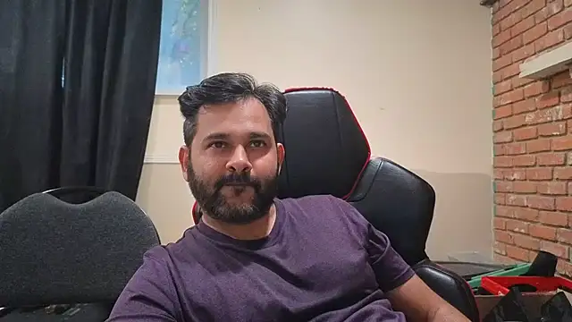 daddy4whores' Live XXX Chat