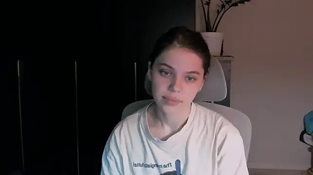 XXX chat uživo modela MelissaBrank