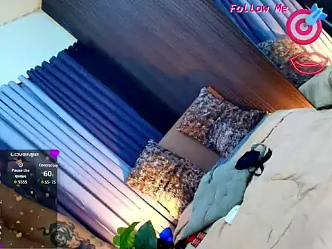MissSamDomina Adlı Modelin Canlı XXX Sohbeti