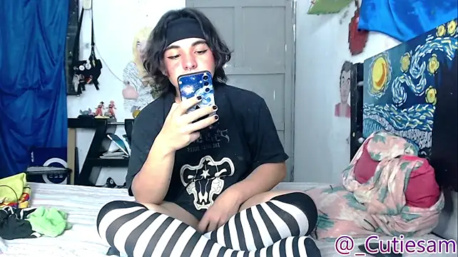 Cutie_Sam 即時 XXX 聊天