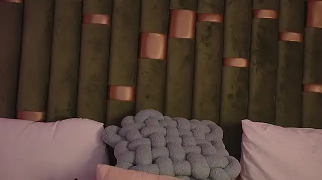 AmeliaAngel Adlı Modelin Canlı XXX Sohbeti