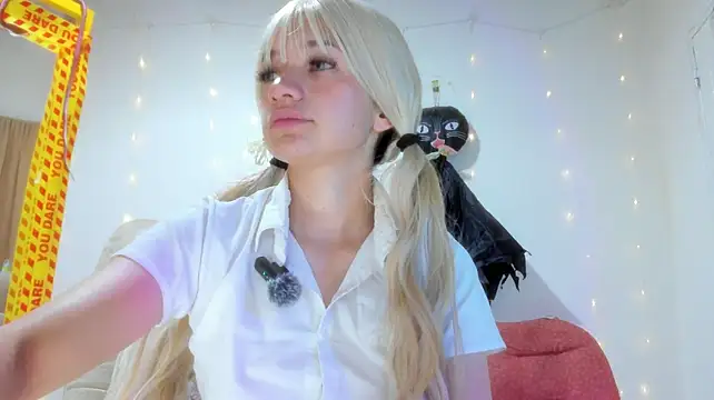 Anna_rossi Chat XXX live