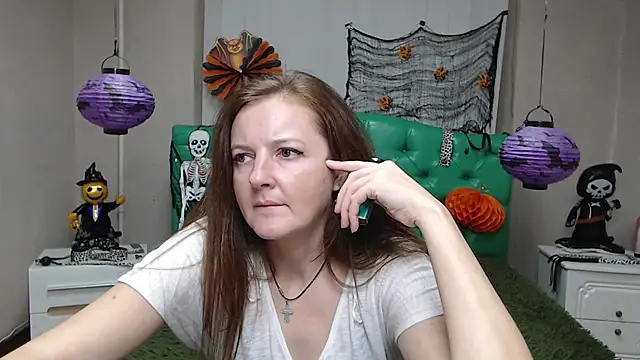 Živý XXX chat MeganPirs
