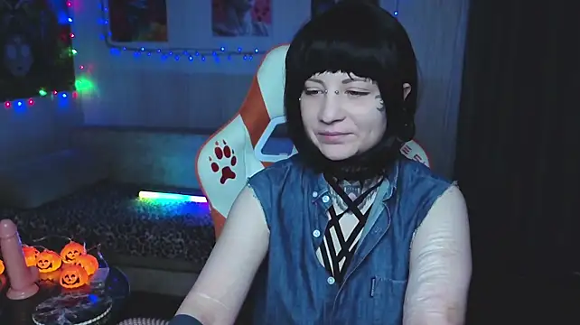 צ'אט XXX בשידור חי של acid_trip1l
