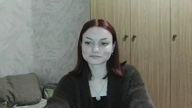 Chat +18 de Lola_SweetGlow ao vivo