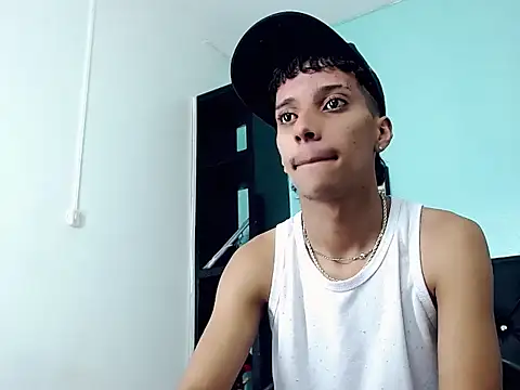 Chat XXX ao vivo de brayan__hot__