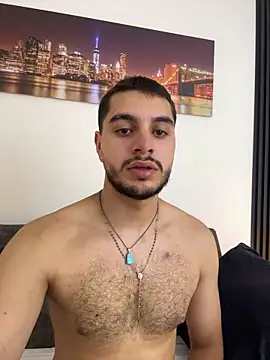 AmadeoWildn Live XXX chat