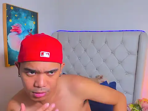 Chat XXX ao vivo de AsianZero