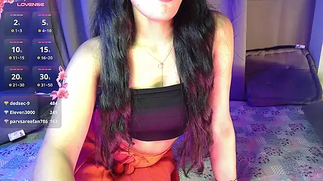 Myra_Love Adlı Modelin Canlı XXX Sohbeti