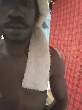 XXX chat uživo modela Huge3rdLeg