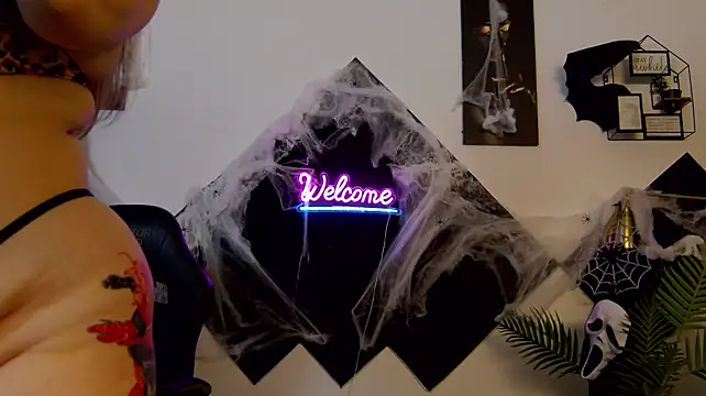 צ'אט XXX בשידור חי של Katewalker_