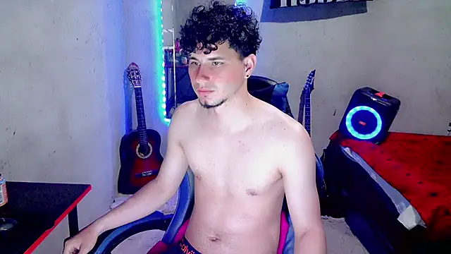 Atom_Hot Live XXX Chat