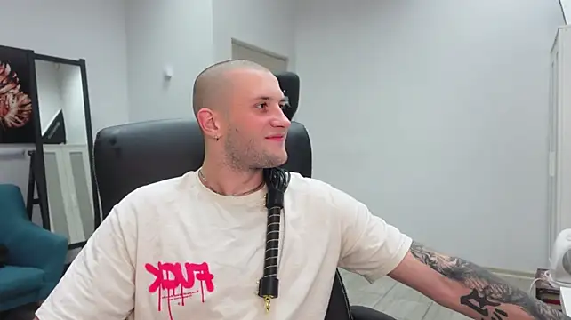 Chatroom XXX en direct de Igor_Wilde