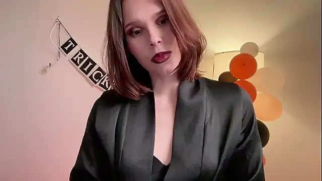 Chat +18 de stacyluxxe ao vivo
