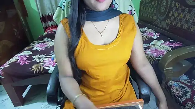Živý XXX chat BengaliQueenStar