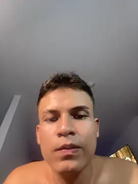_Leo_Boy Chat XXX in diretta