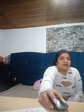 Chat +18 de LITTLEJULES ao vivo