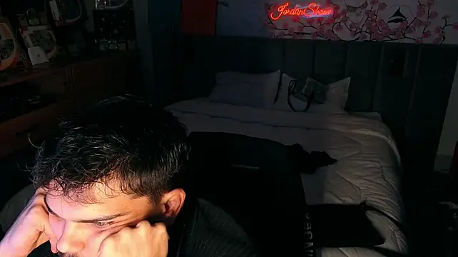 XXX chat uživo modela JordanShow