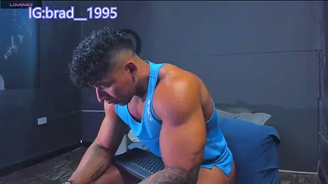 Chat XXX en directo de bradley_smith