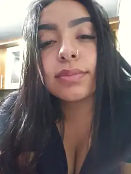 nina_glow's Live XXX Chat
