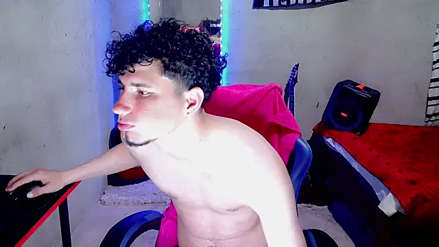 Chatroom XXX en direct de Atom_Hot