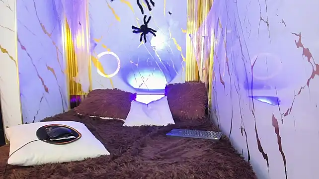 thanier_18 – Naživo XXX chat
